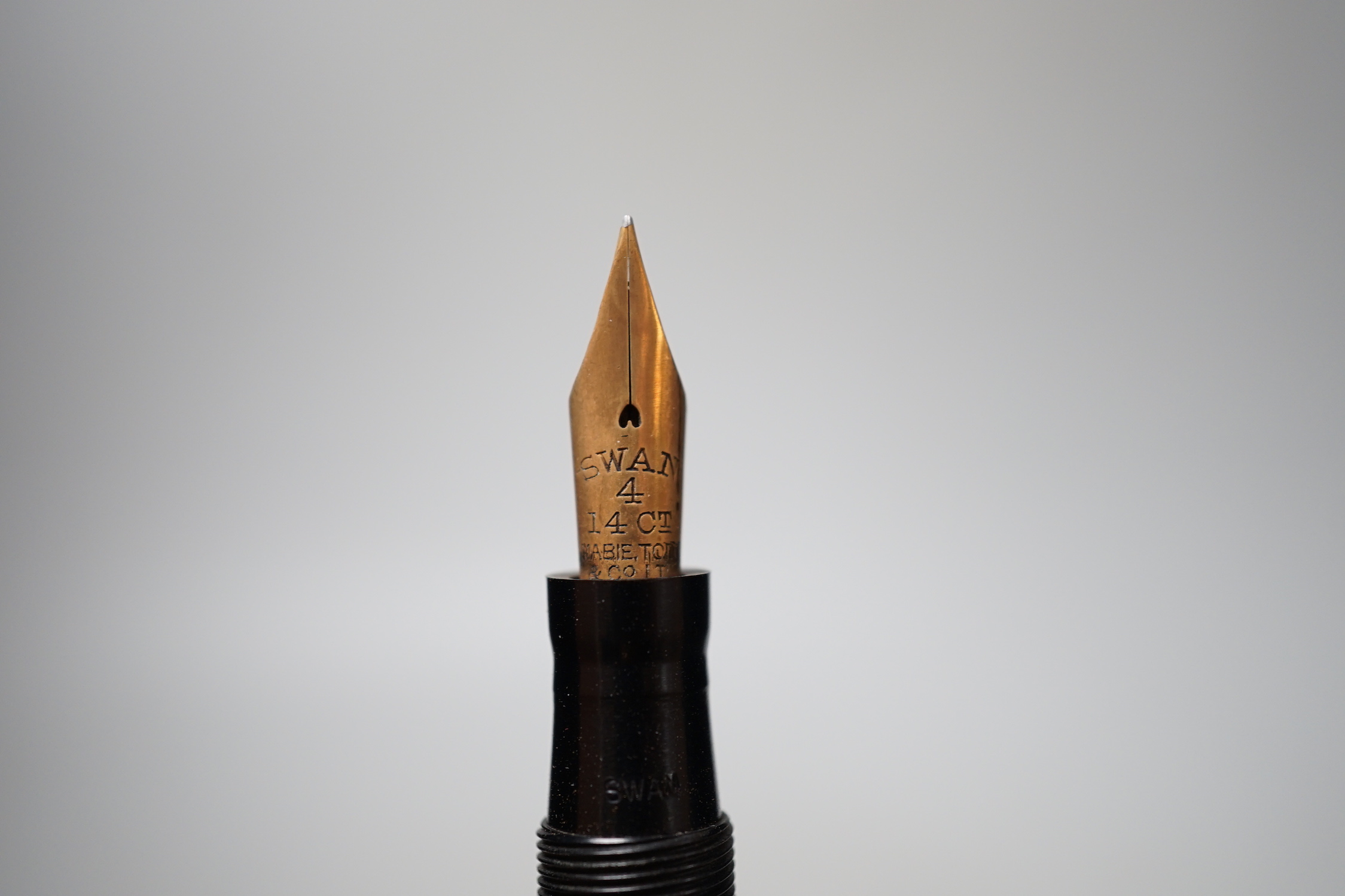 A quantity of fountain pens, including seven Swan